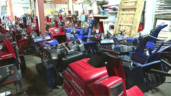 小型除雪機から大型除雪機迄、どこよりも高い金額で買い取ります。